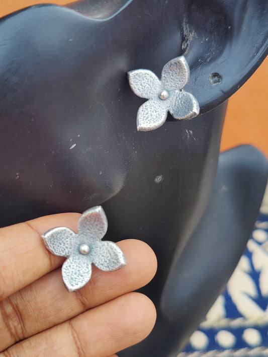 Beautiful Flower Earings