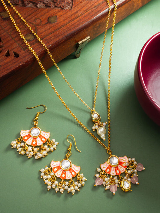 Delicate Peach meenakari pearl line pendant set